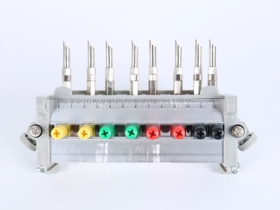 HH2018A三相鋁合金背出線(xiàn)表座（8滑塊,165、180、200MM孔距，M8螺桿）