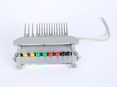 HH2018A三相鋁合金背出線(xiàn)直接式表座帶輔助端子（8滑塊,165孔距，M8螺桿）